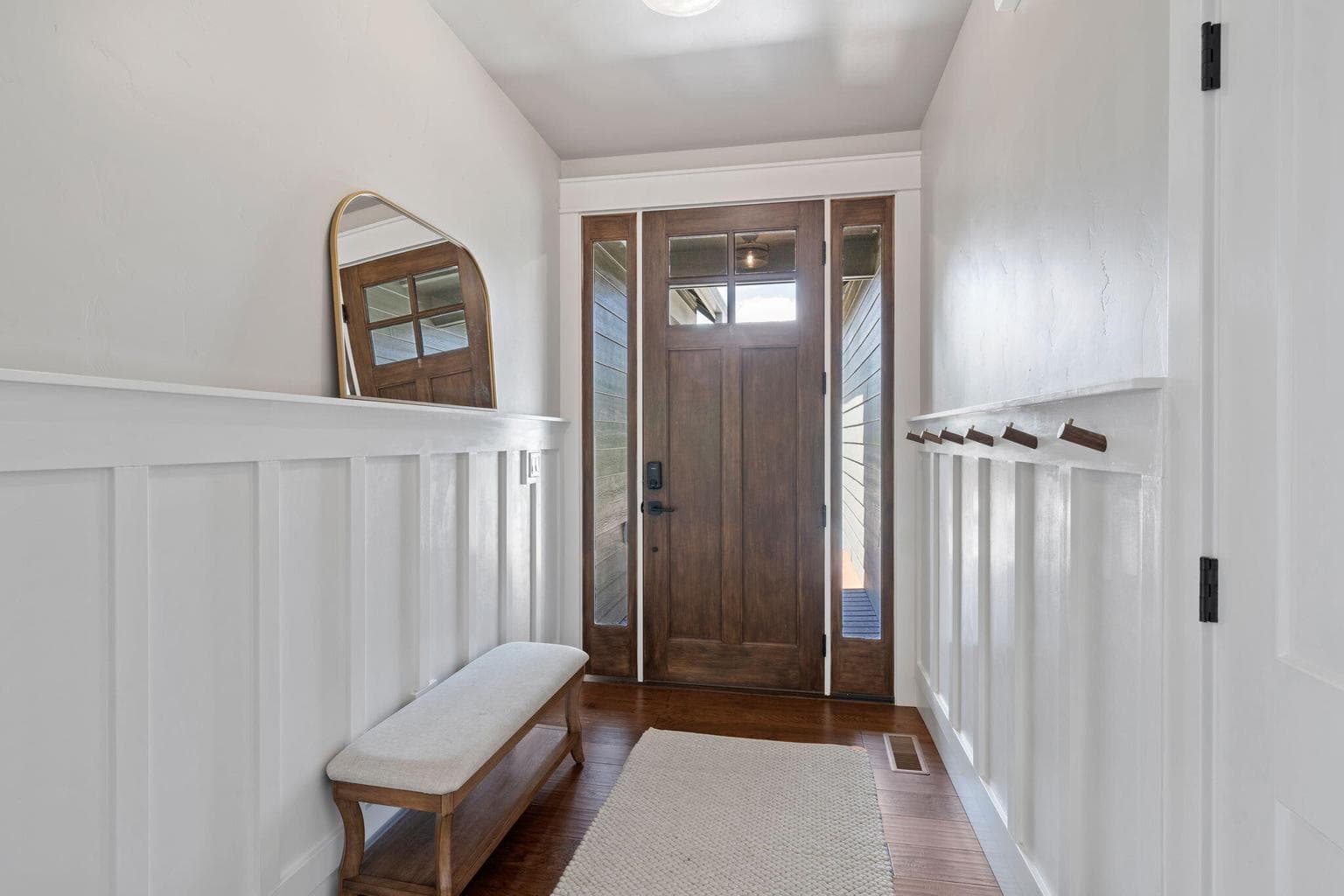 Photo of 2044 Altura 5 of 64