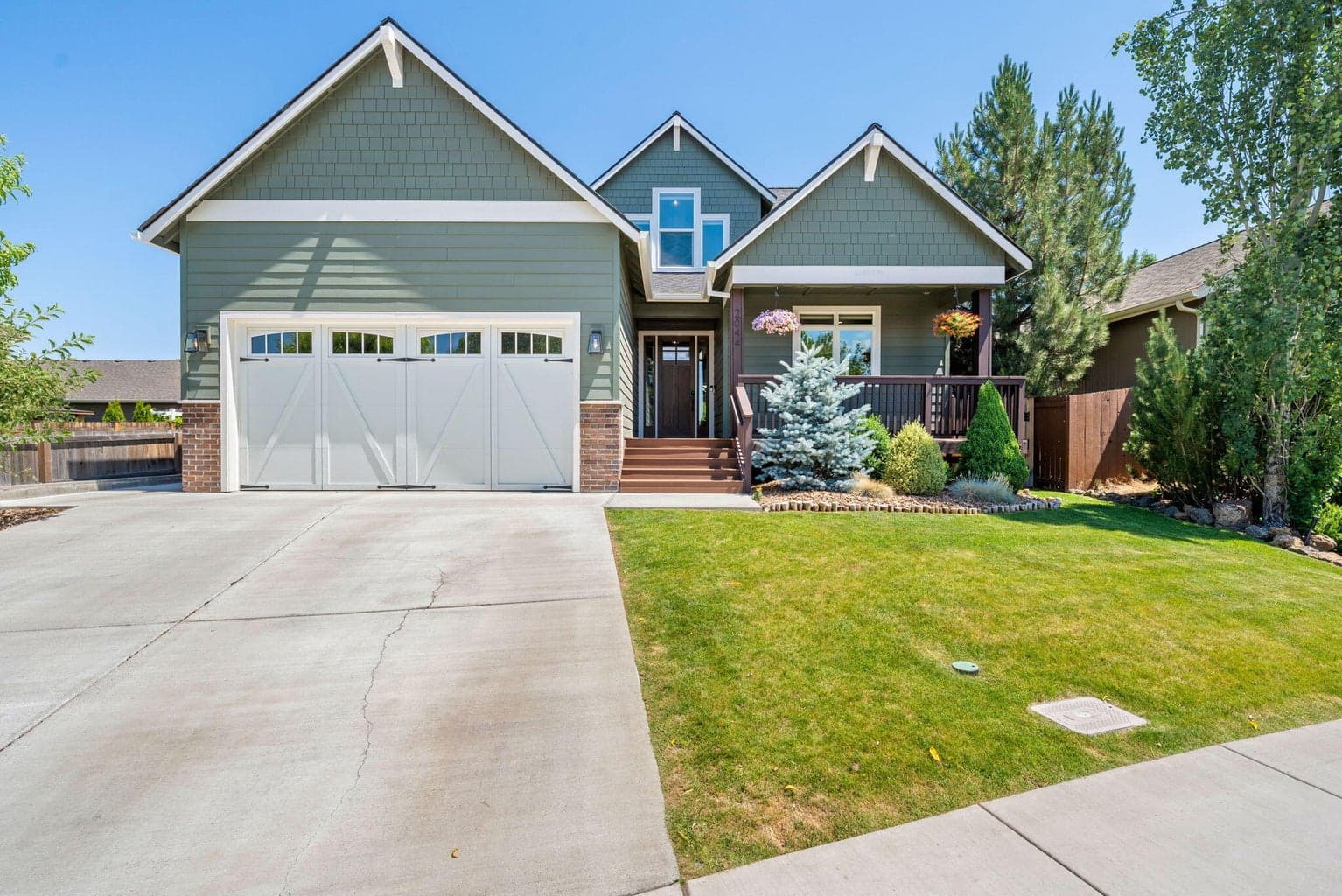 Photo of 2044 Altura 2 of 64