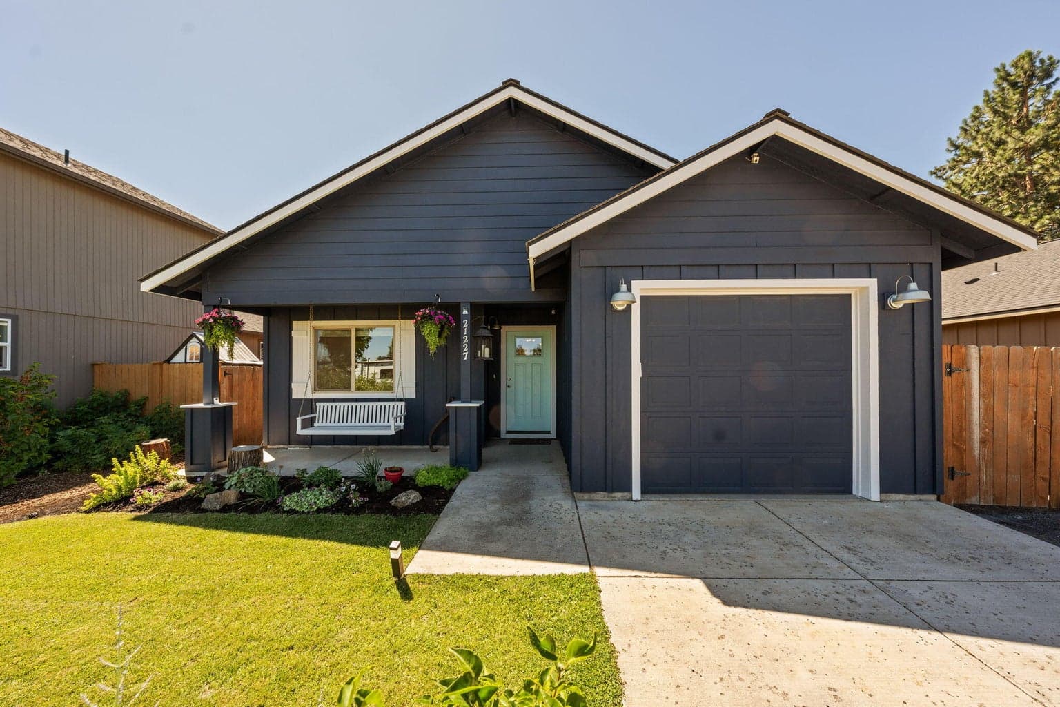 Photo of 21227 Thornhill 3 of 47