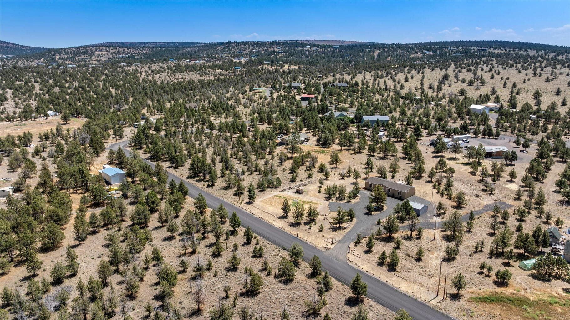 Photo of 5064 Pawnee 2 of 39