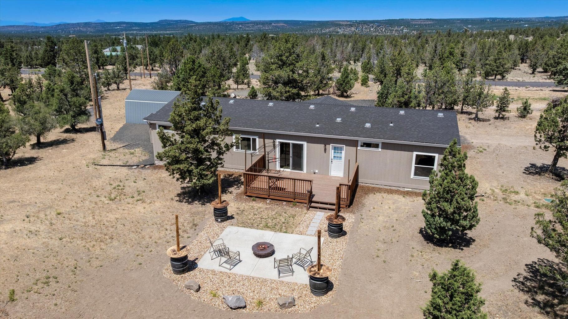 Photo of 5064 SE Pawnee Loop 33 of 39