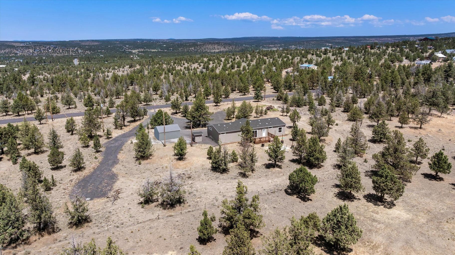 Photo of 5064 SE Pawnee Loop 36 of 39