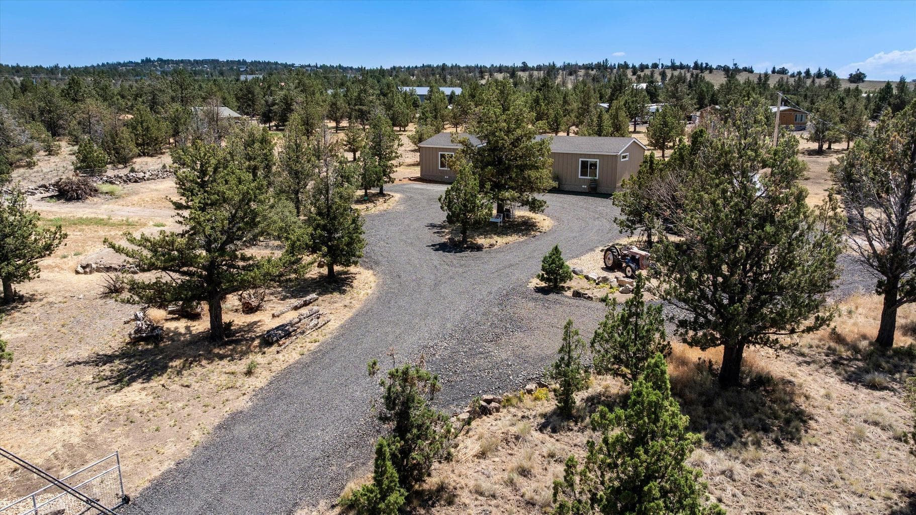 Photo of 5064 SE Pawnee Loop 34 of 39
