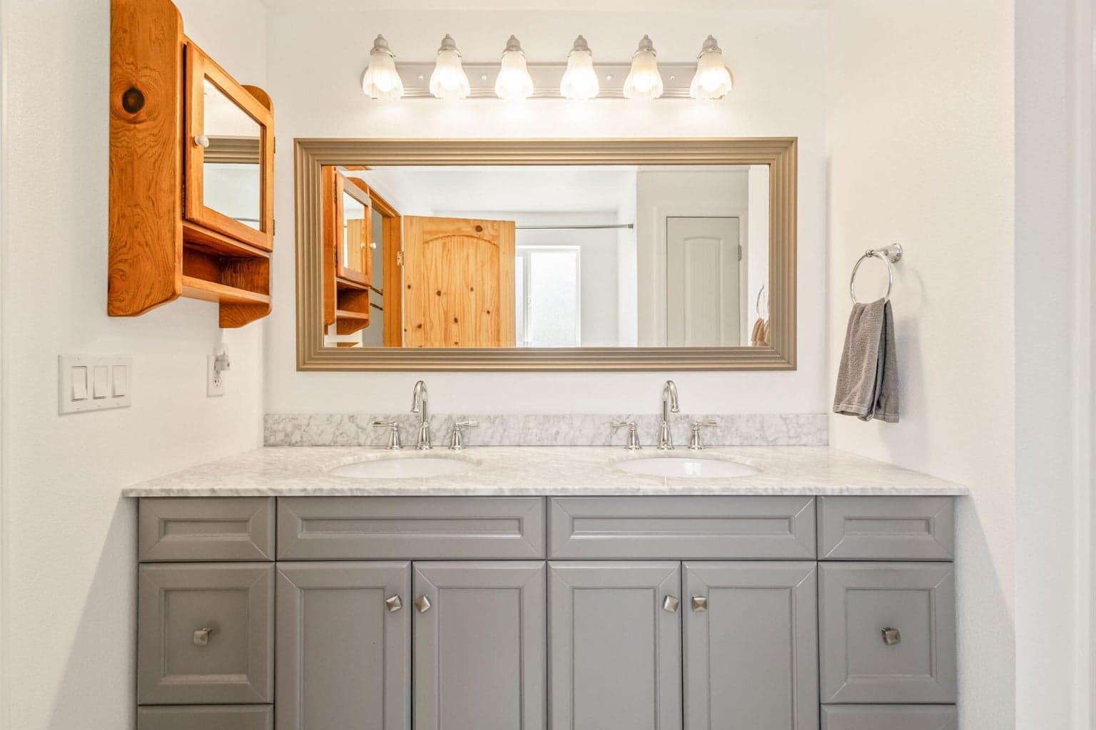 Photo of 5701 SE Thomas Road 17 of 42