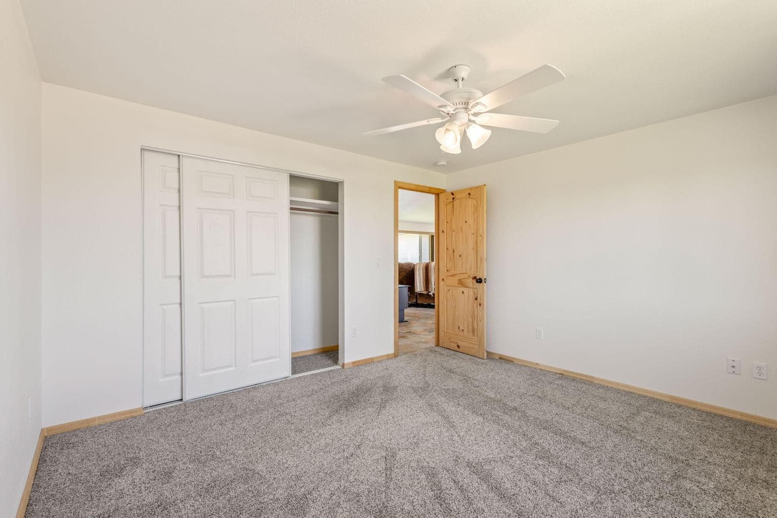 Photo of 5701 SE Thomas Road 22 of 42