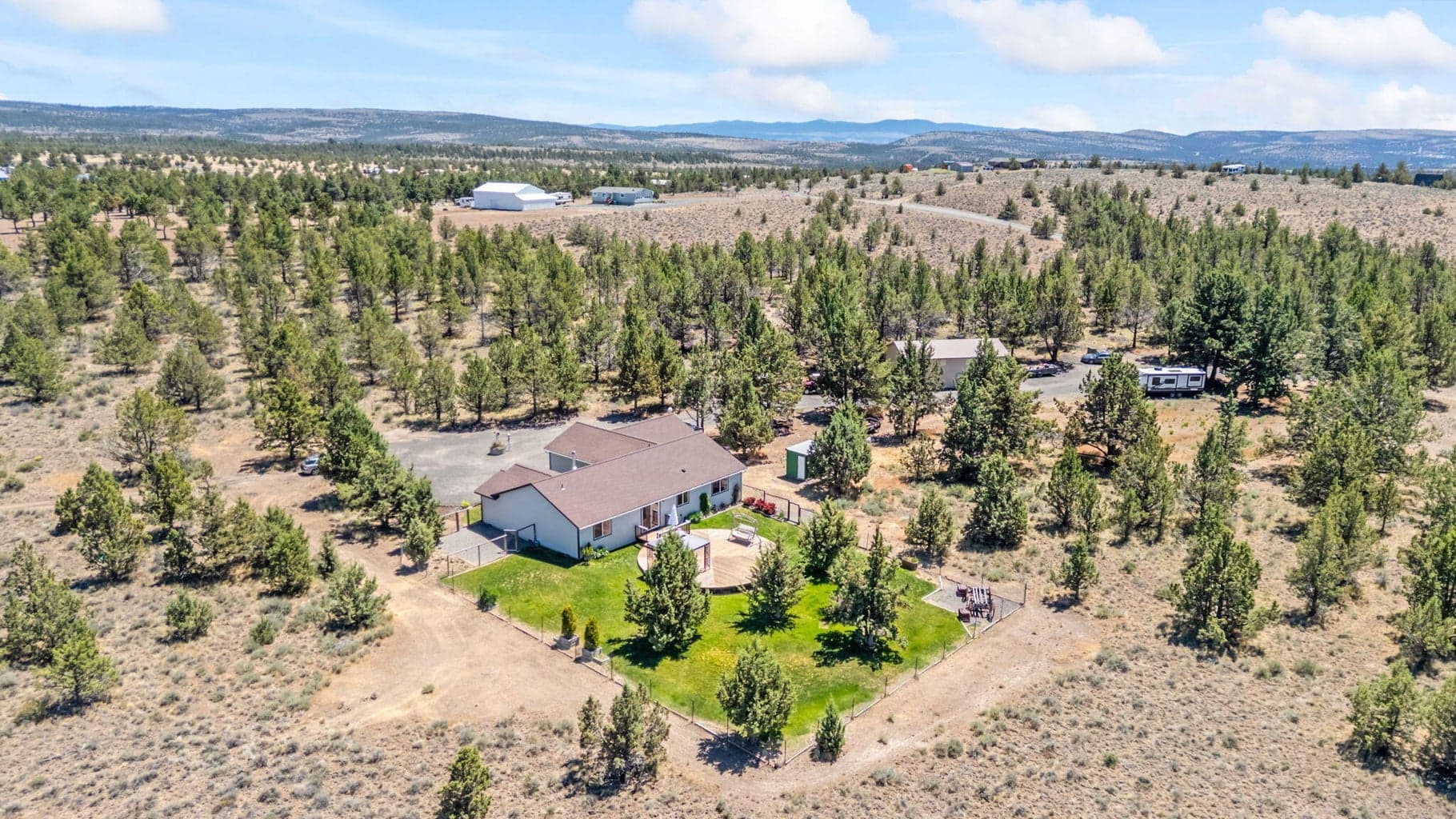 Photo of 5701 SE Thomas Road 40 of 42