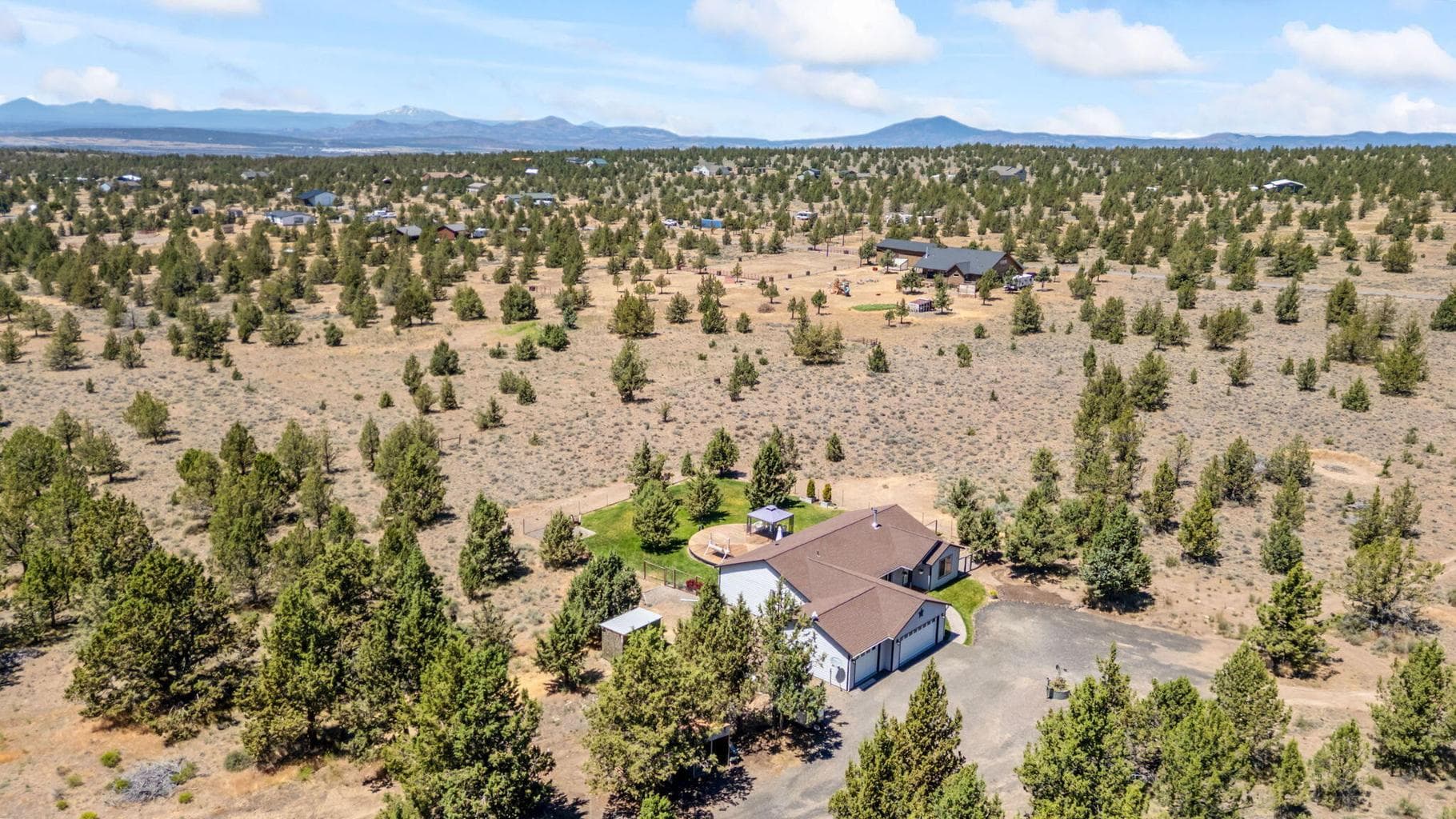 Photo of 5701 SE Thomas Road 42 of 42
