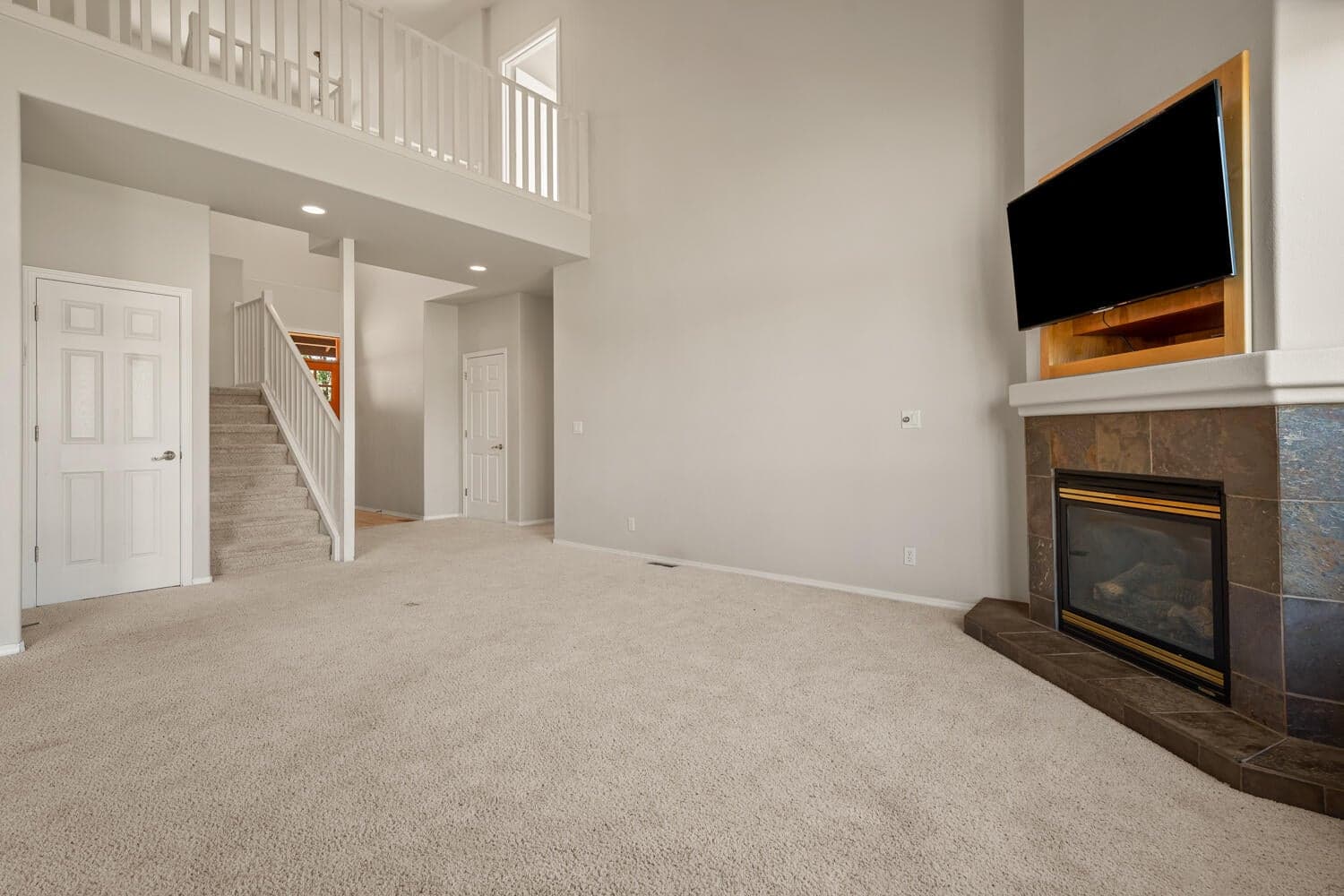 Photo of 8524 Forest Ridge Loop 24 of 47