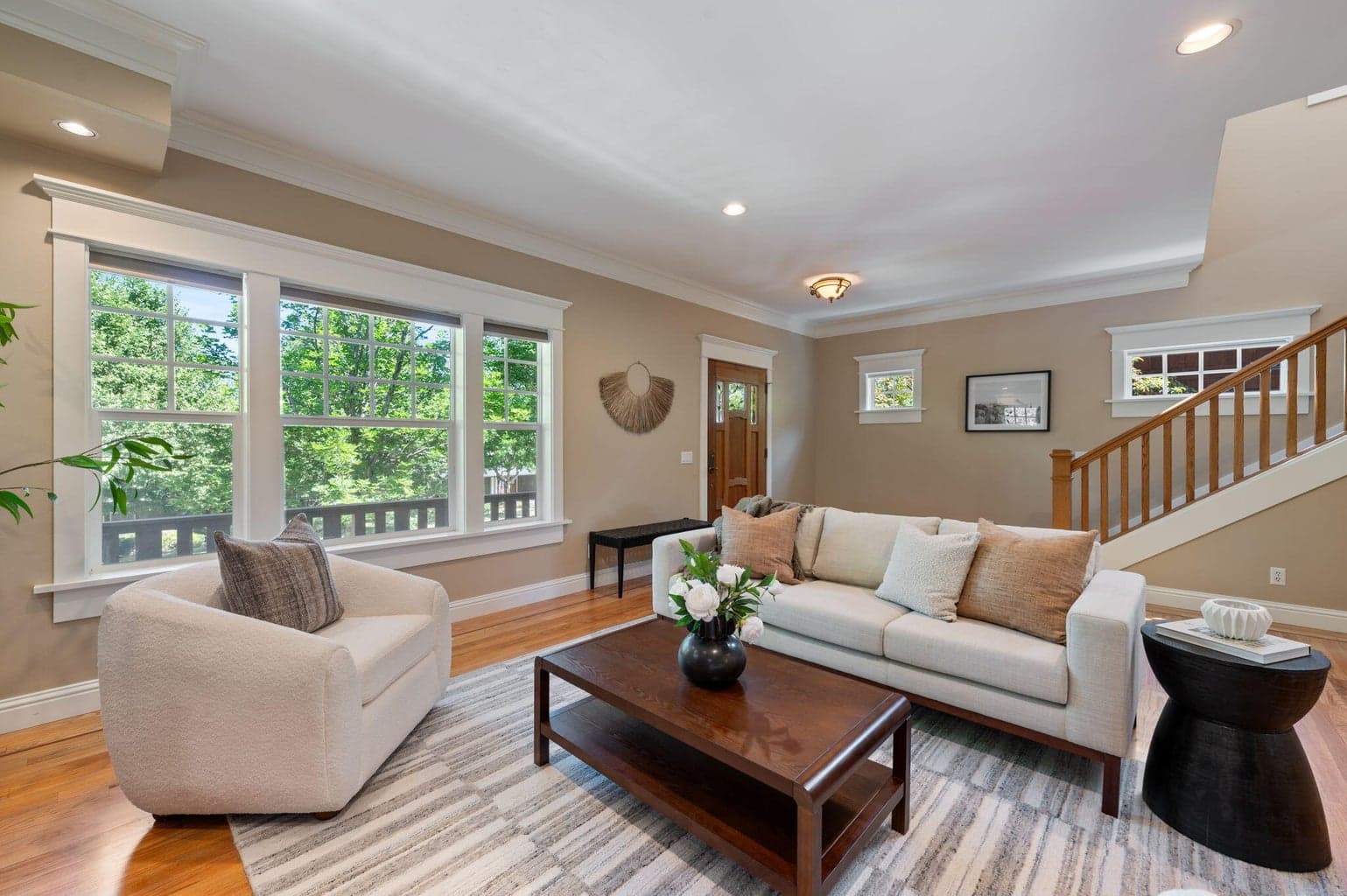 Photo of 1313 NW Fort Clatsop Street 6 of 59
