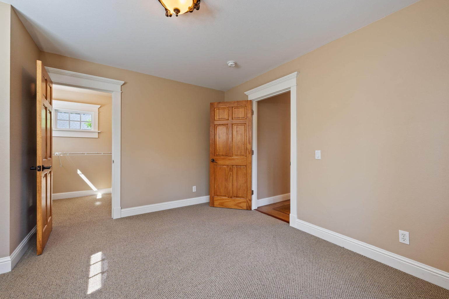 Photo of 1313 NW Fort Clatsop Street 29 of 59