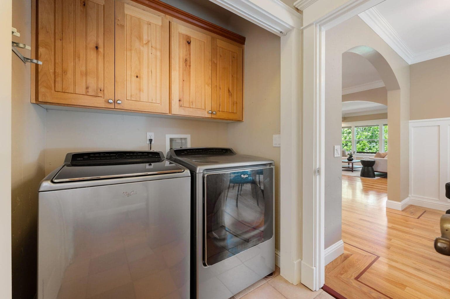 Photo of 1313 NW Fort Clatsop Street 37 of 59