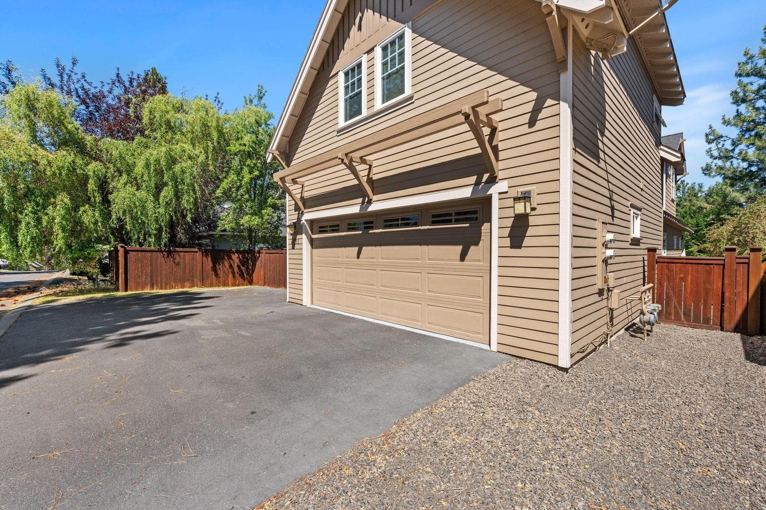 Photo of 1313 NW Fort Clatsop Street 43 of 59