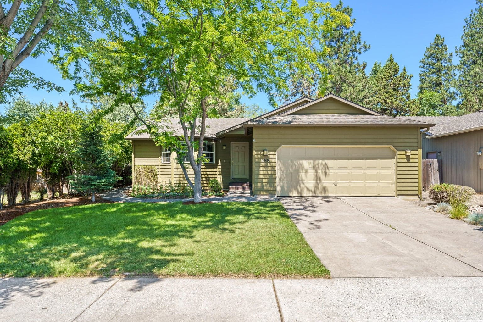 Photo of 488 Forest Grove 2 of 34