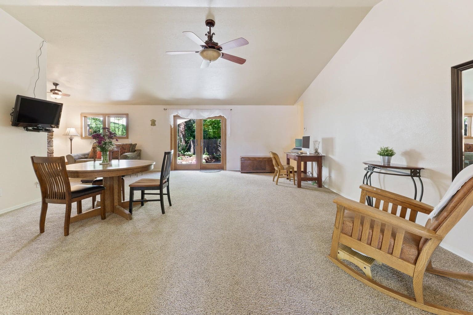 Spacious Great/Dining Area