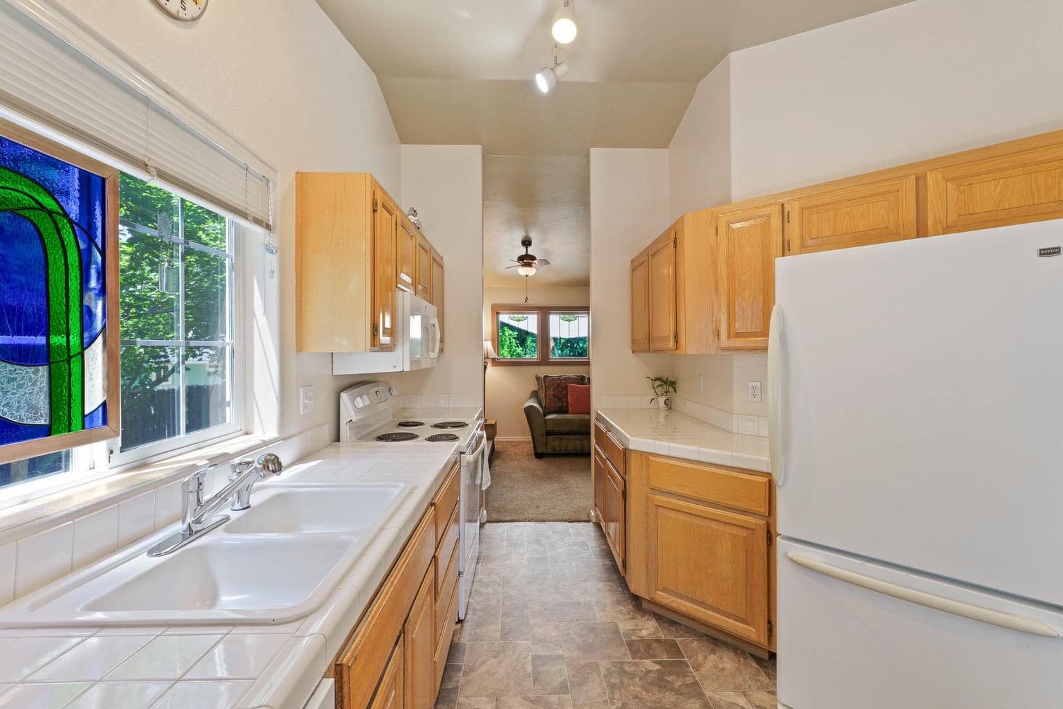 Photo of 488 SW Forest Grove Drive 16 of 34