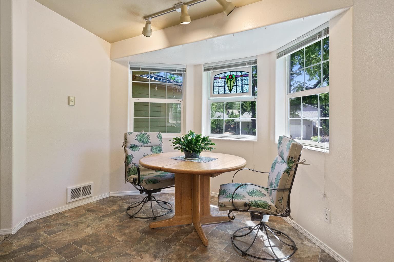 Kitchen nook