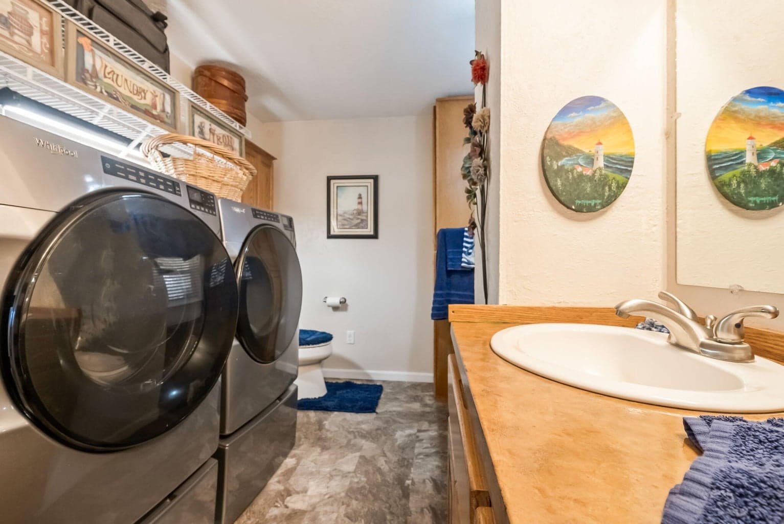Laundry Room/Bathroom