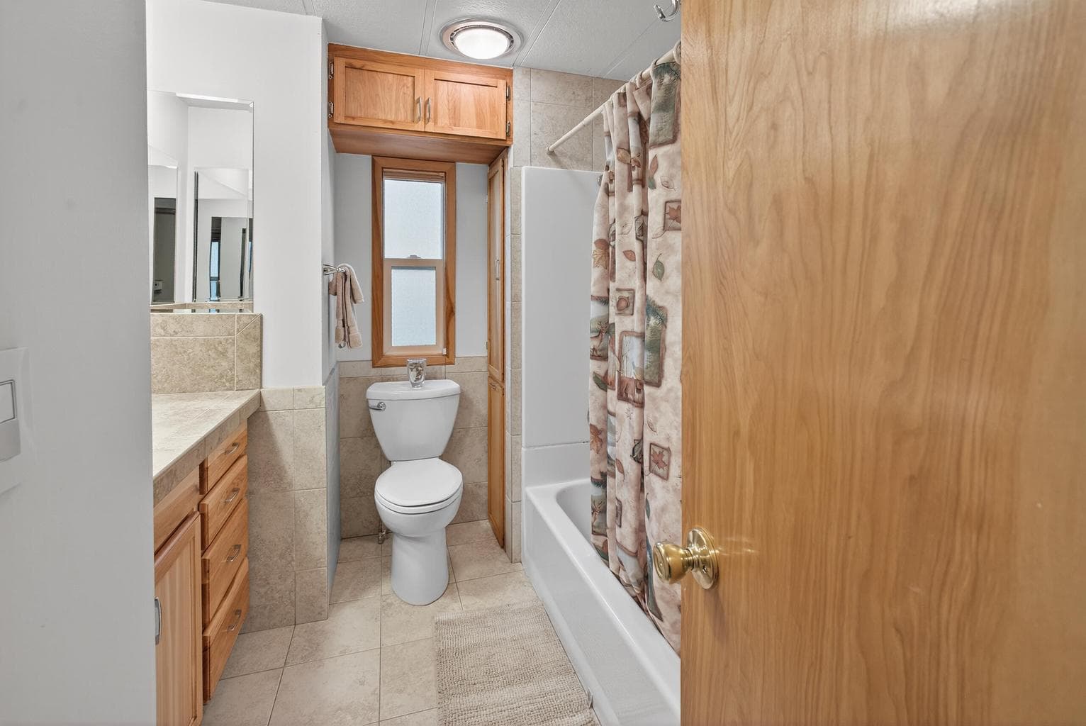 Photo of 60221 Winnebago Lane 18 of 27