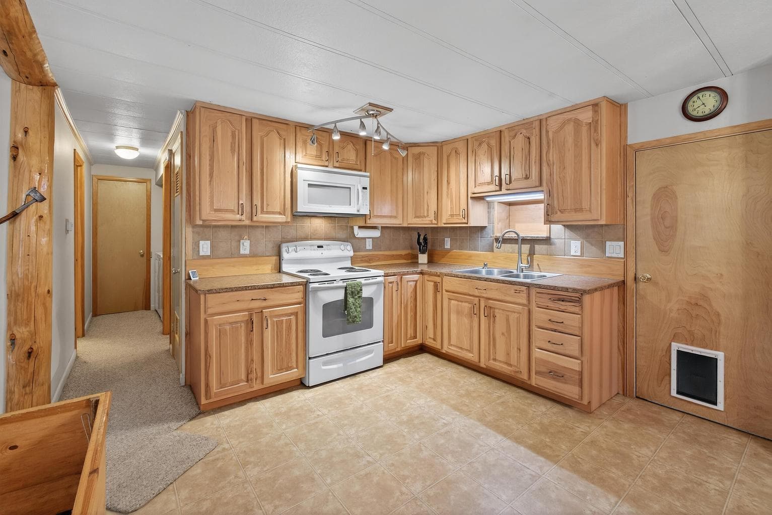Photo of 60221 Winnebago Lane 12 of 27
