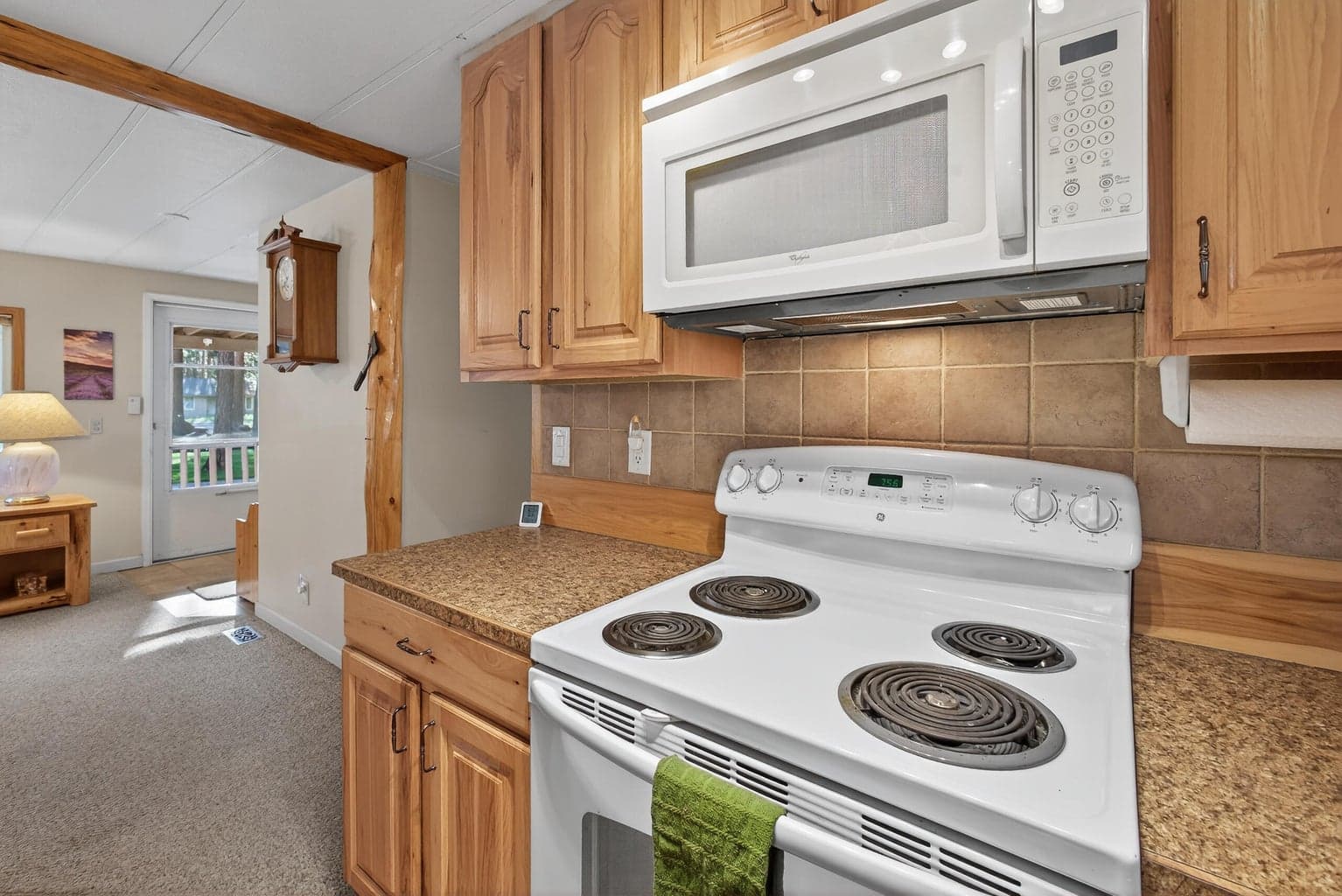 Photo of 60221 Winnebago Lane 14 of 27