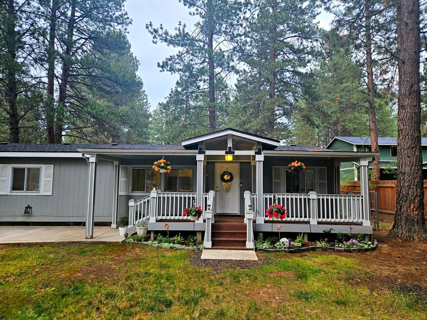Photo of 19260 Shoshone 3 of 25