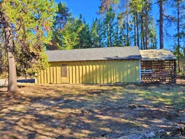 Photo of 52433 Pine Drive 4 of 20