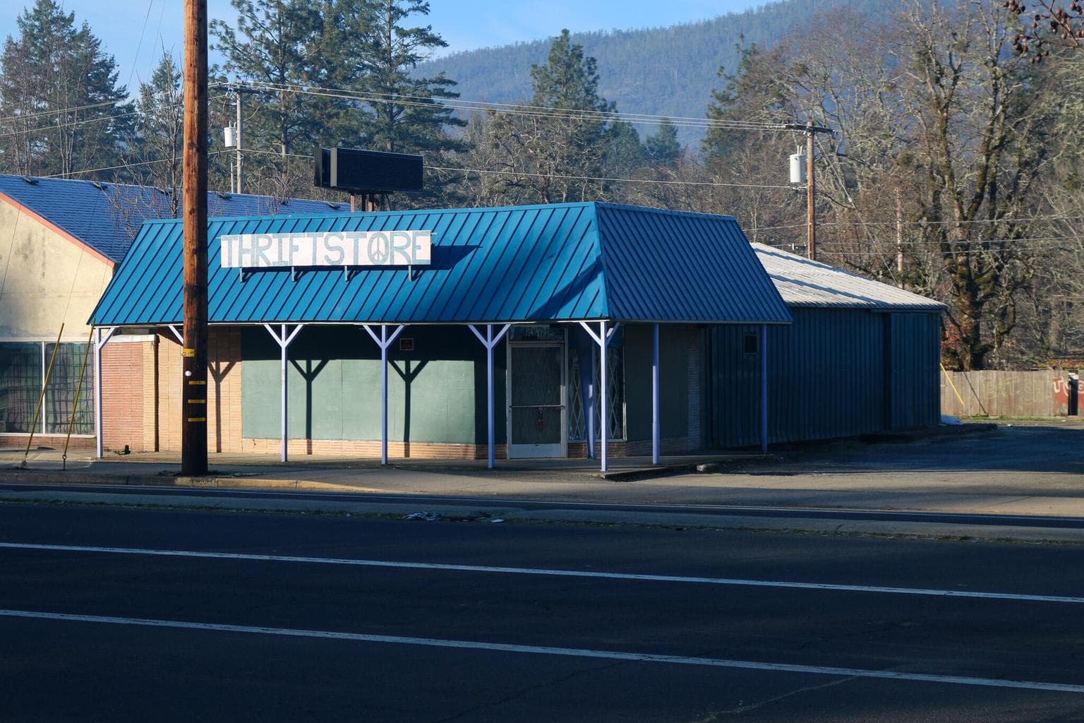 144 Redwood