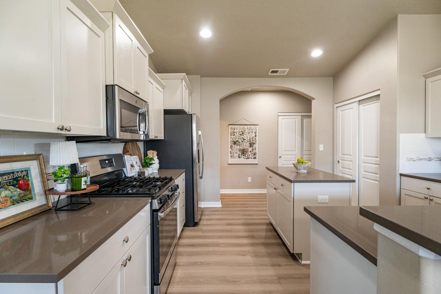 Photo of 2481 NW Greenwood Avenue 16 of 35
