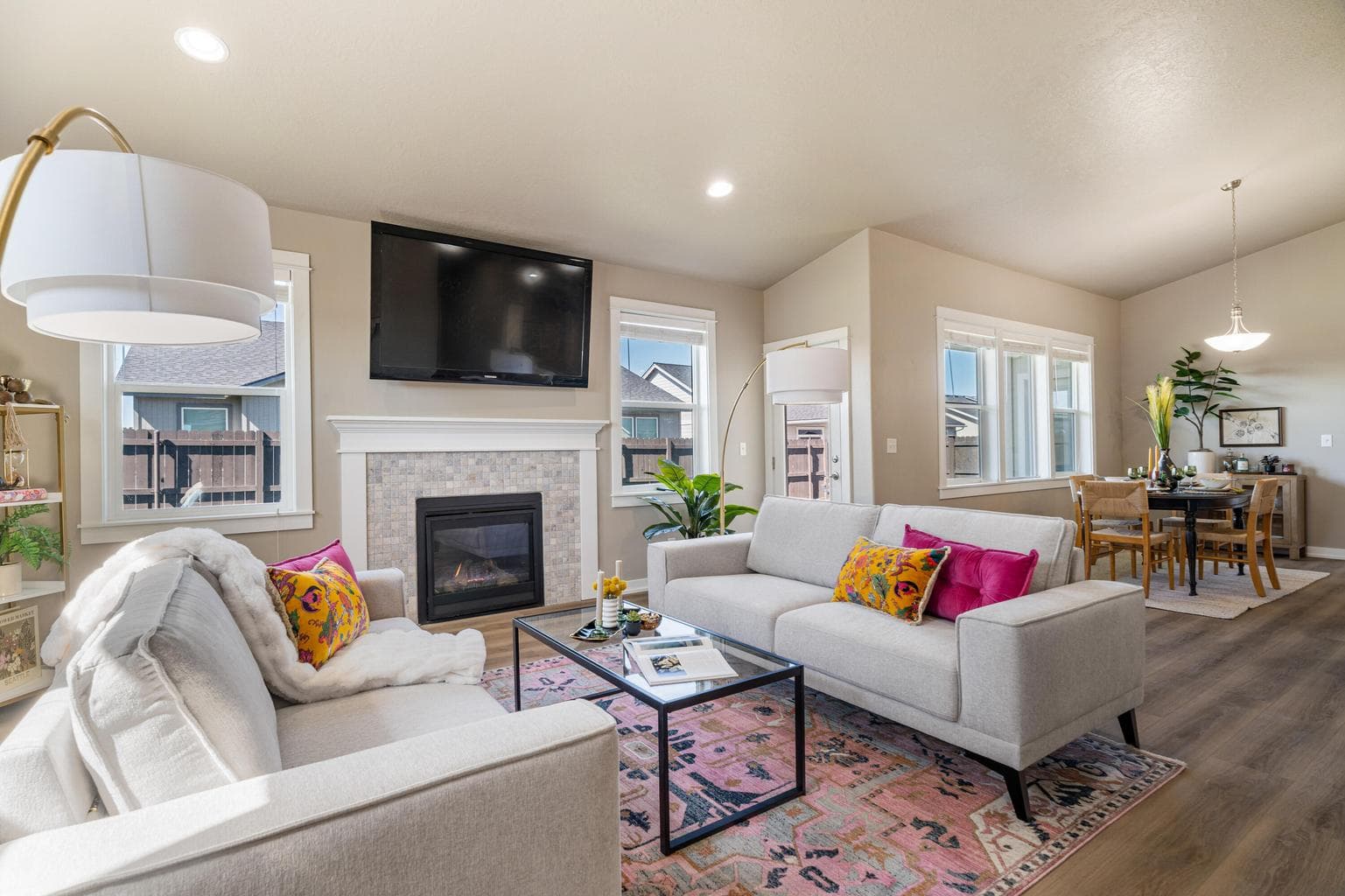 Photo of 2481 NW Greenwood Avenue 8 of 35