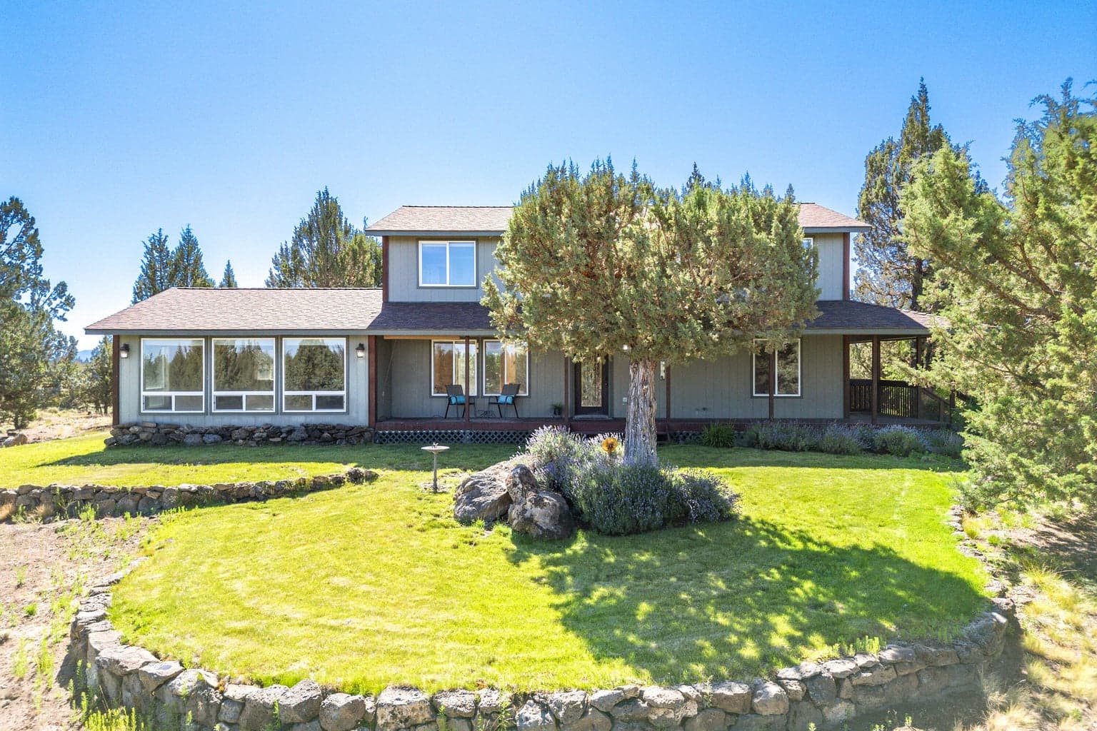 Photo of 23444 Butterfield 2 of 56