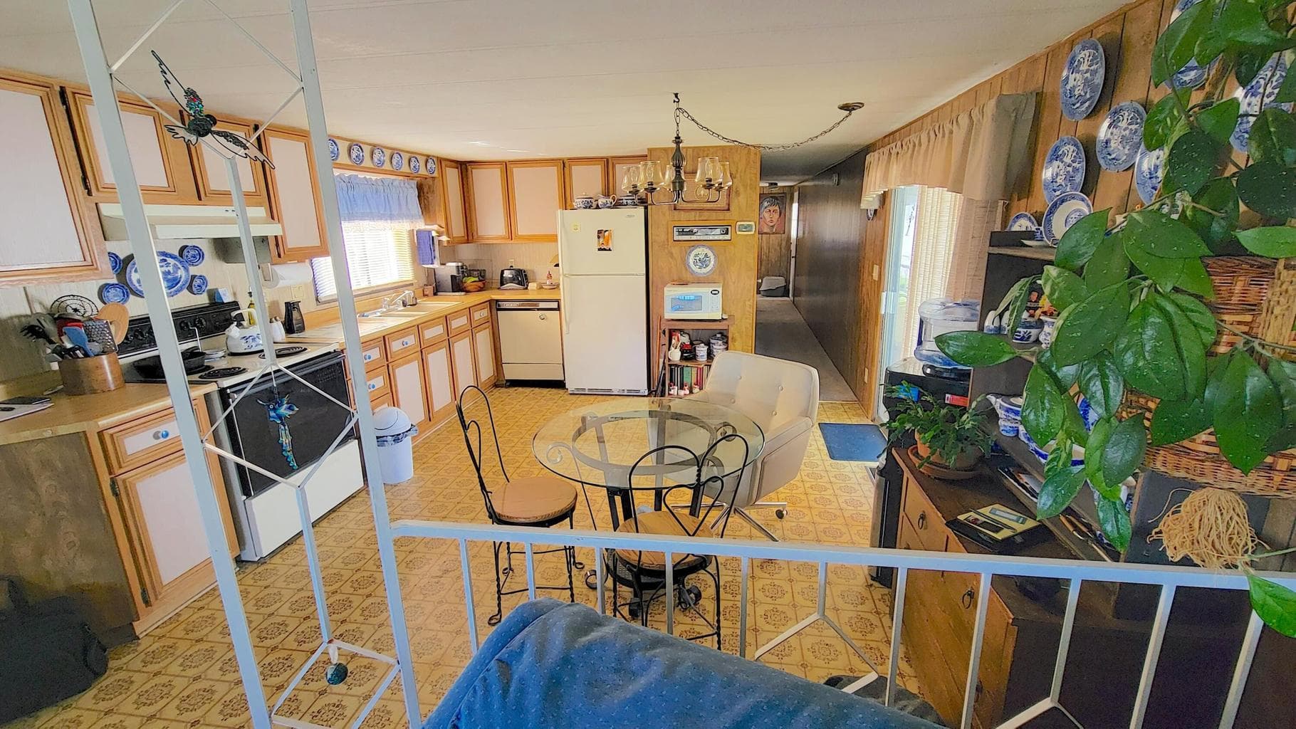 Photo of 400 Terrace 4 of 21