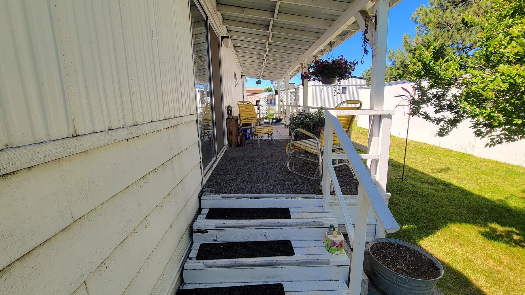 Photo of 400 NW Terrace Lane 20 of 21