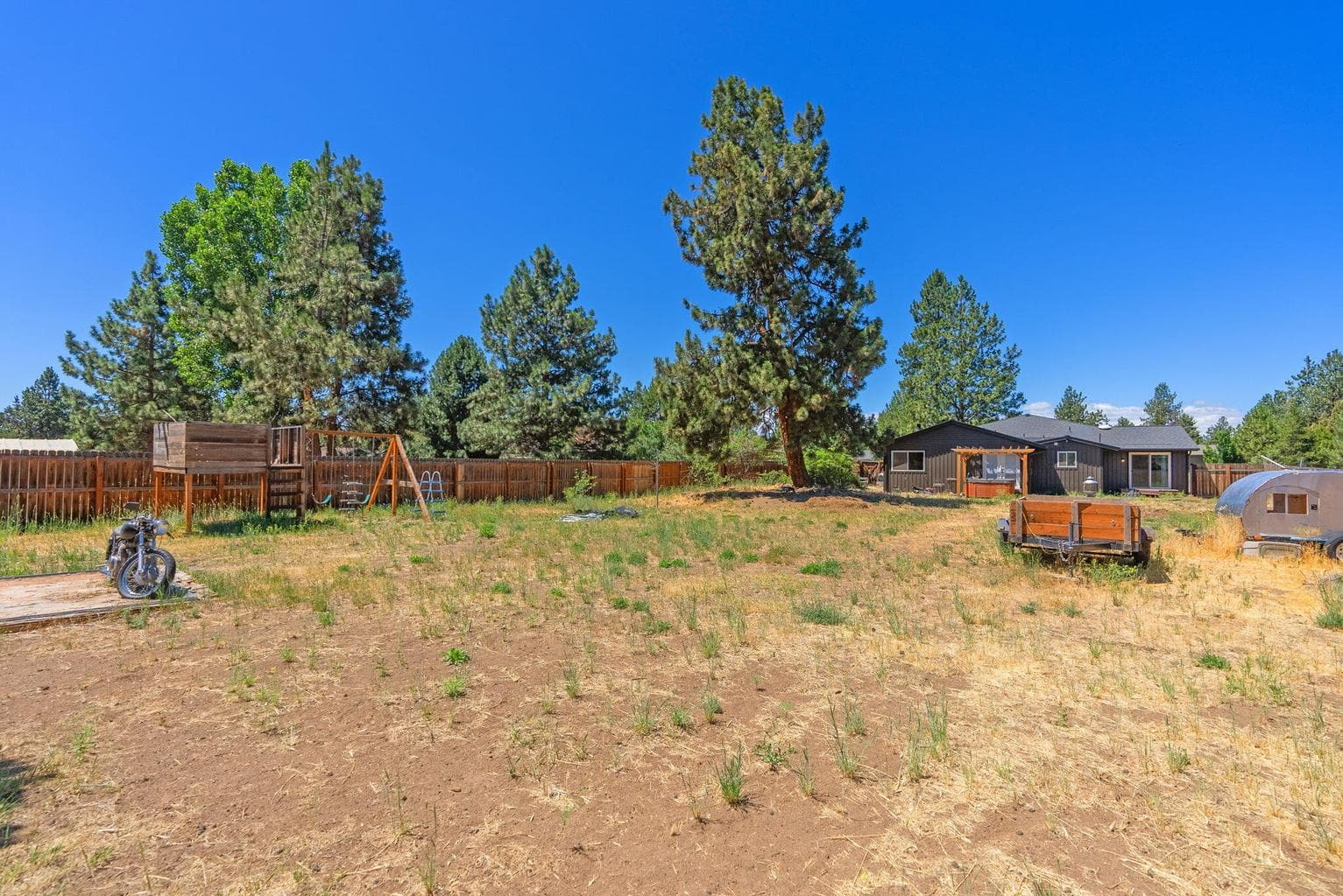 Photo of 61520 SE Admiral Way 29 of 40