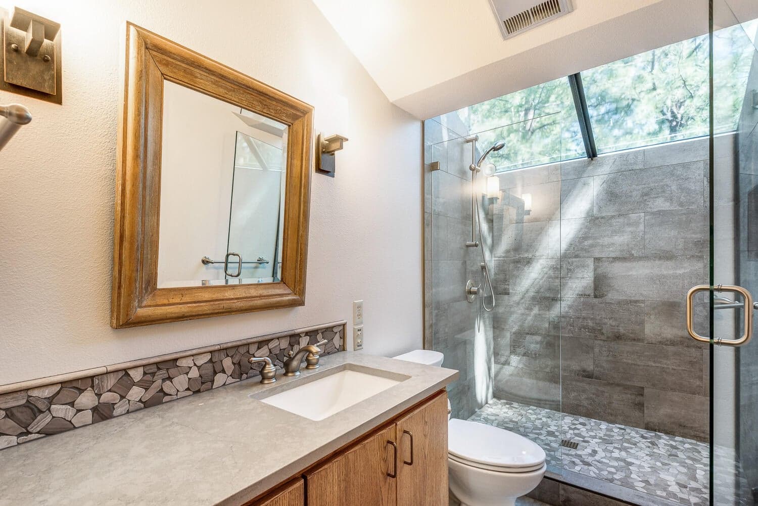 Photo of 58051 Trophy Lane 21 of 35