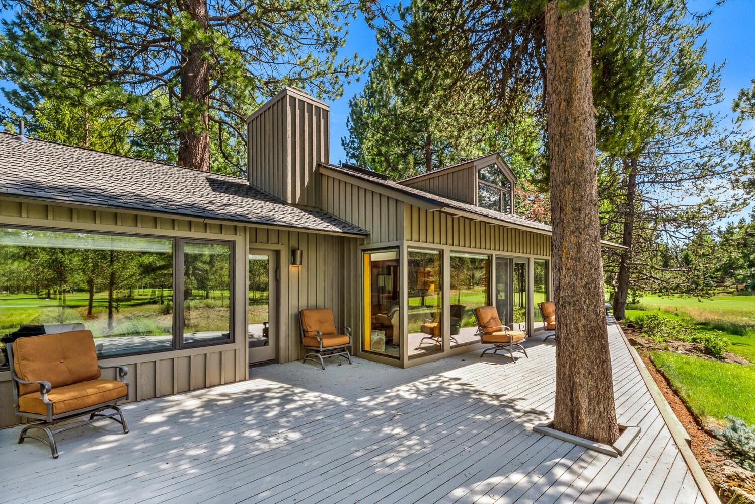 Photo of 58051 Trophy Lane 30 of 35