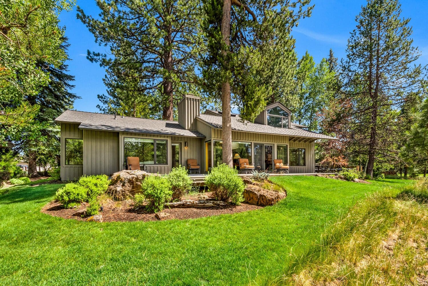 Photo of 58051 Trophy Lane 33 of 35