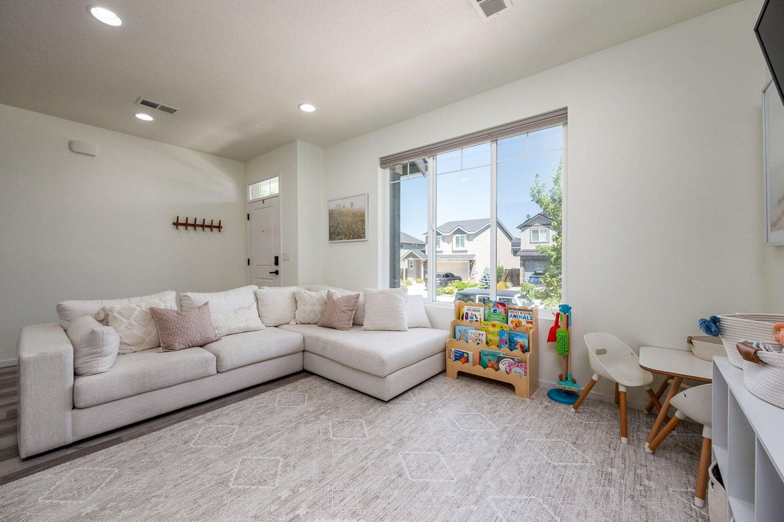 Photo of 20561 SE Evian Avenue 16 of 44