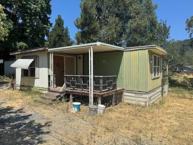 210 Woodbrook