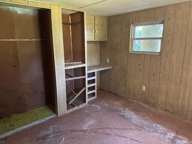 Photo of 210 Woodbrook 2 of 17