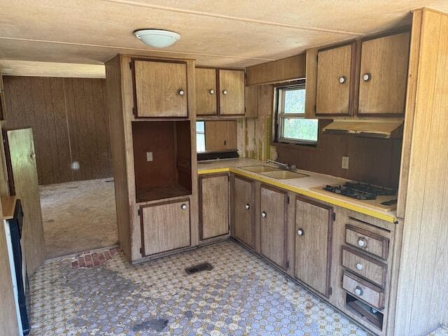 Photo of 210 Woodbrook 5 of 17