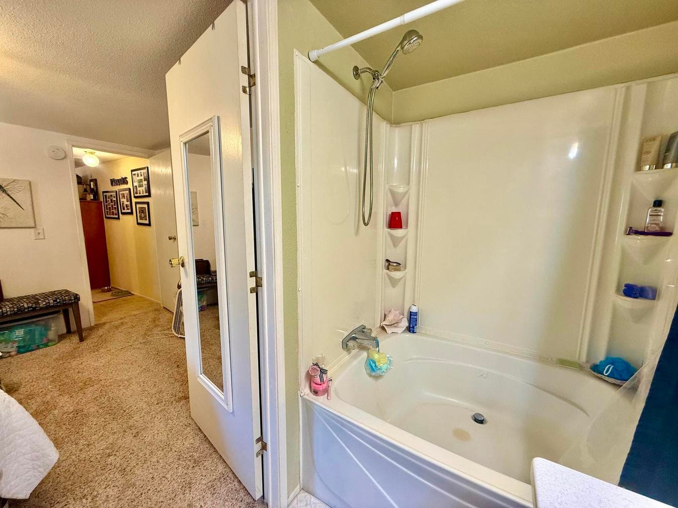 Large soaking tub