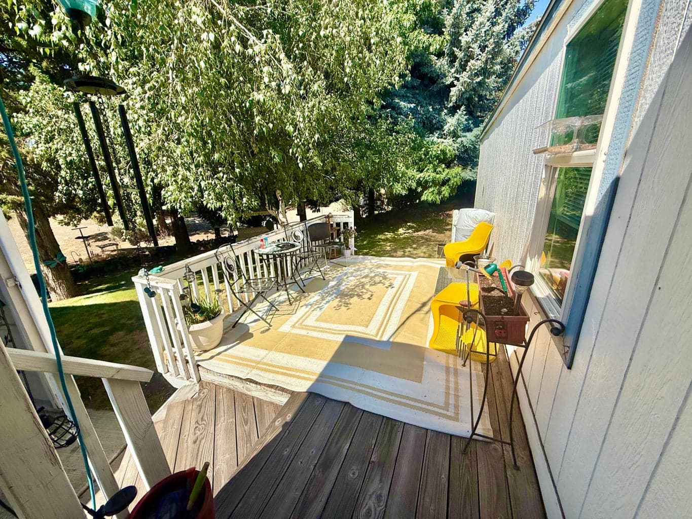Side porch