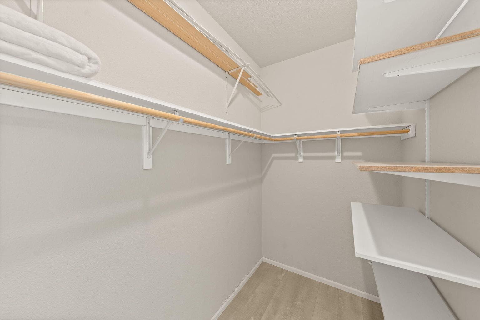 Primary Bedroom Closet