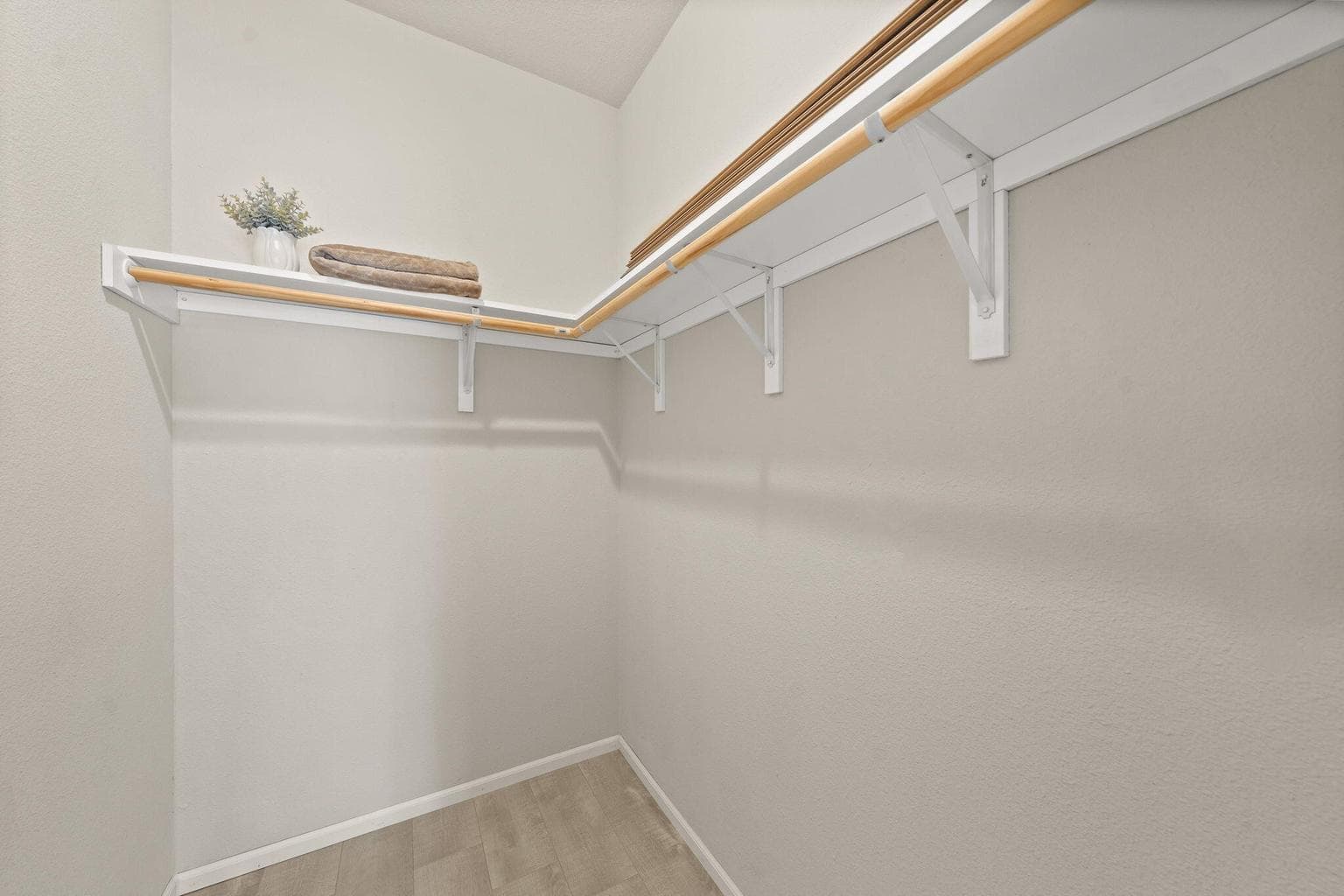 3rd Bedroom Walk-In Closet