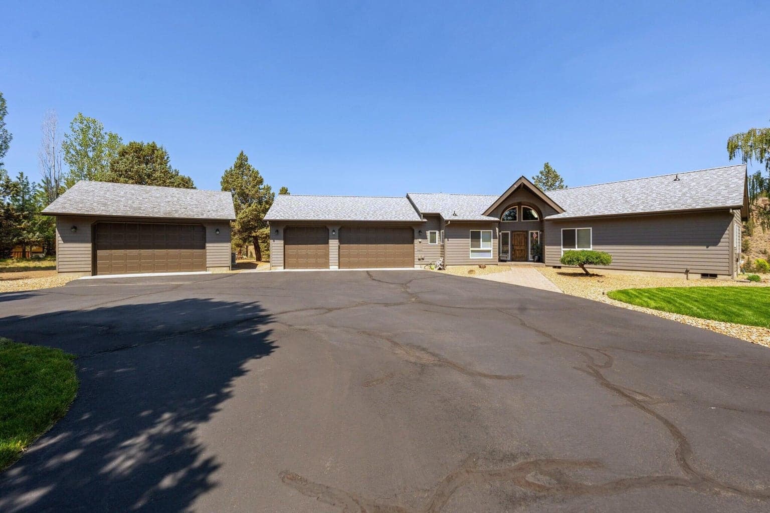 Photo of 8090 NW Grubstake Way 39 of 41