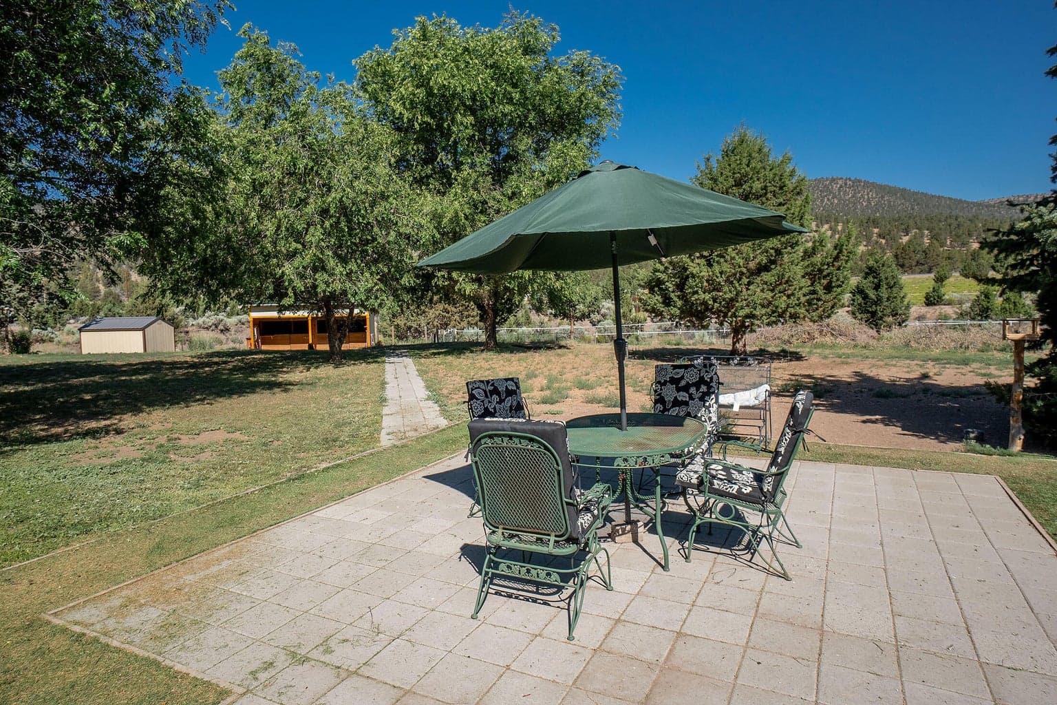 paver patio area