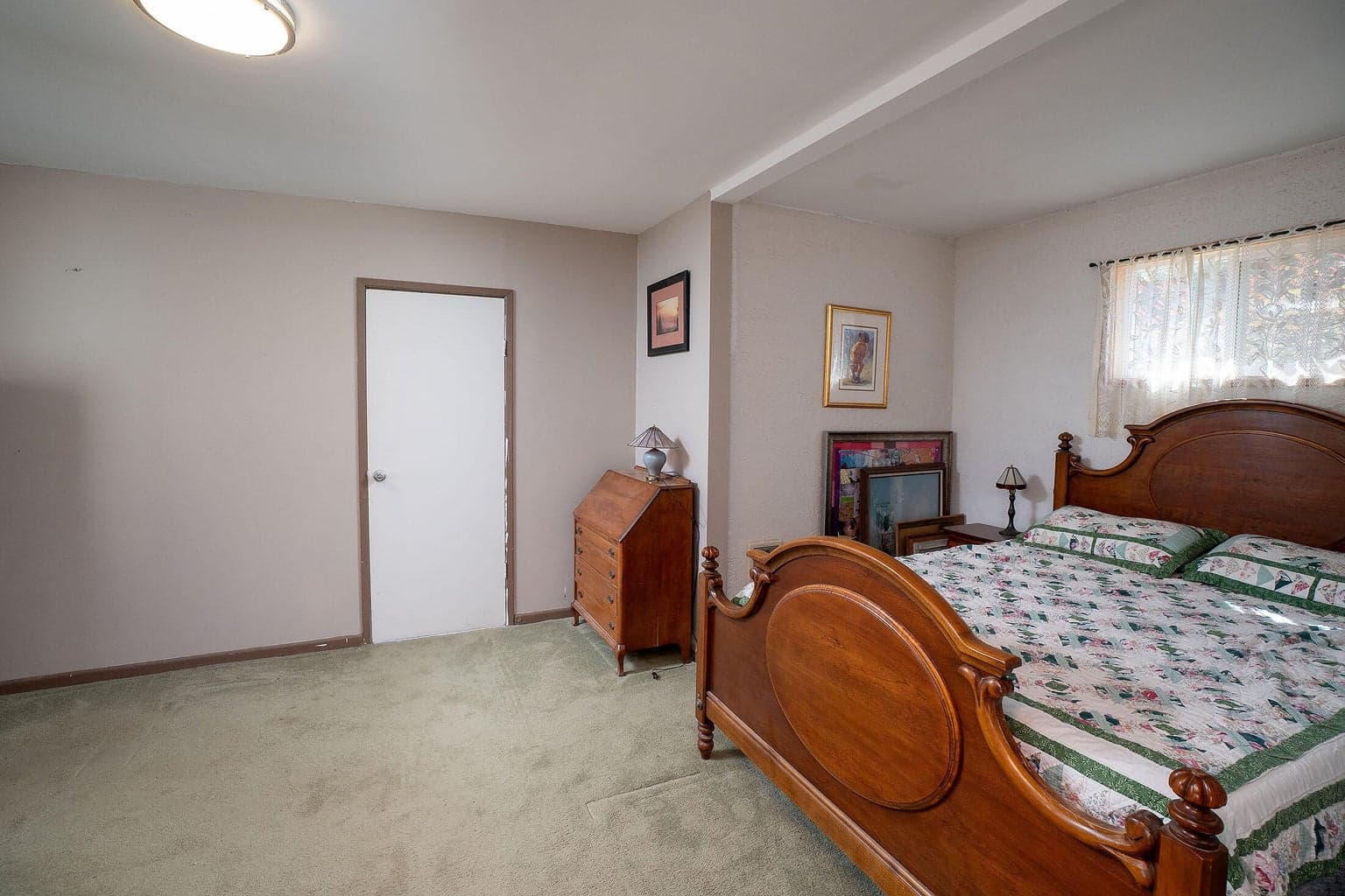 studio/guest room off garage w/wall heat