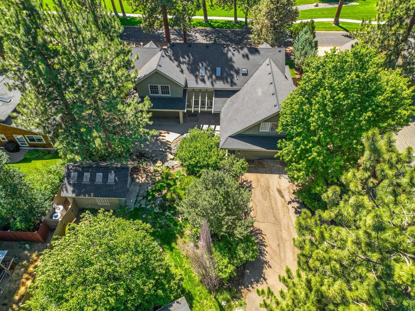 Photo of 540 S Pine Street 35 of 38