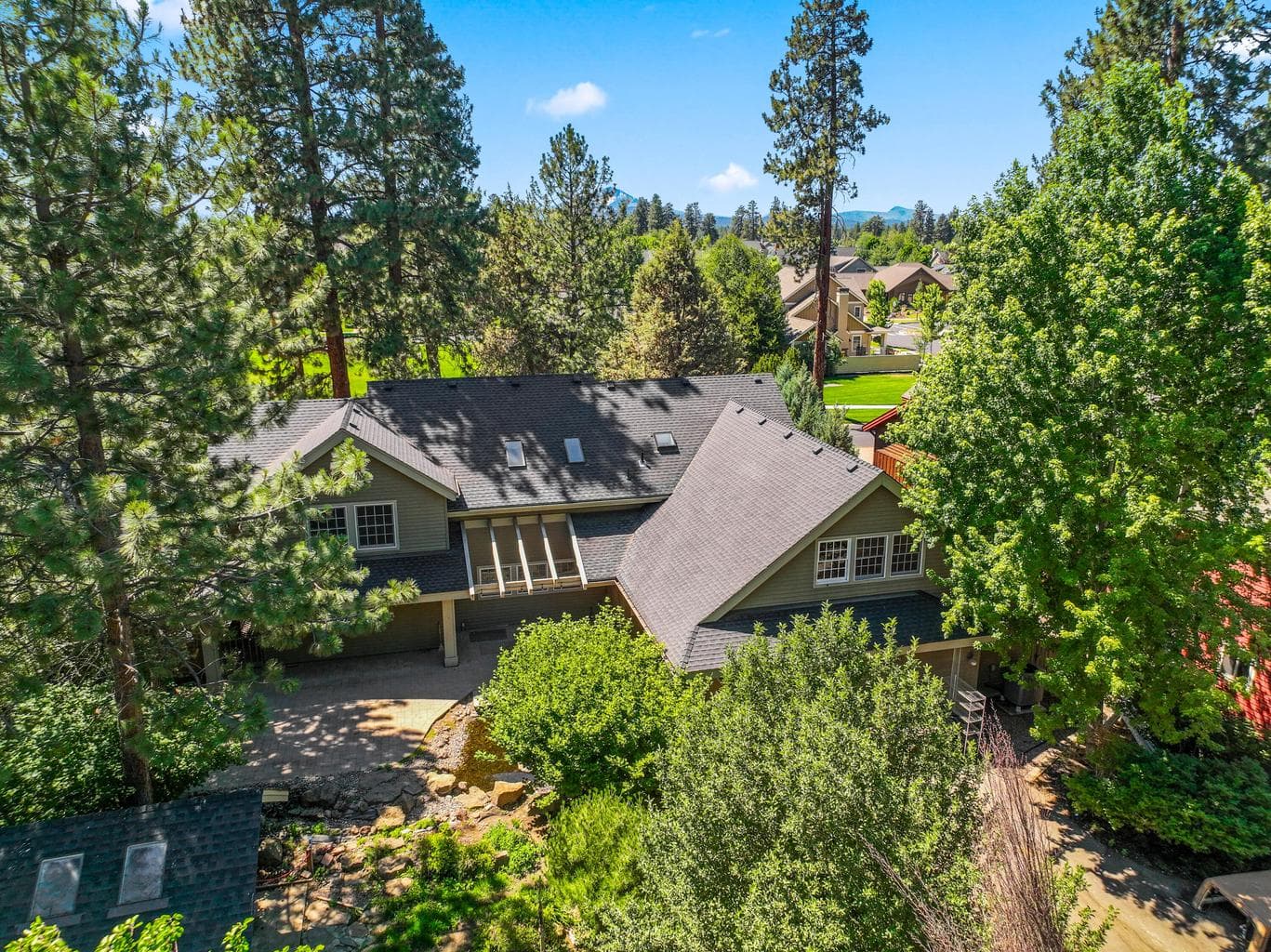 Photo of 540 S Pine Street 37 of 38
