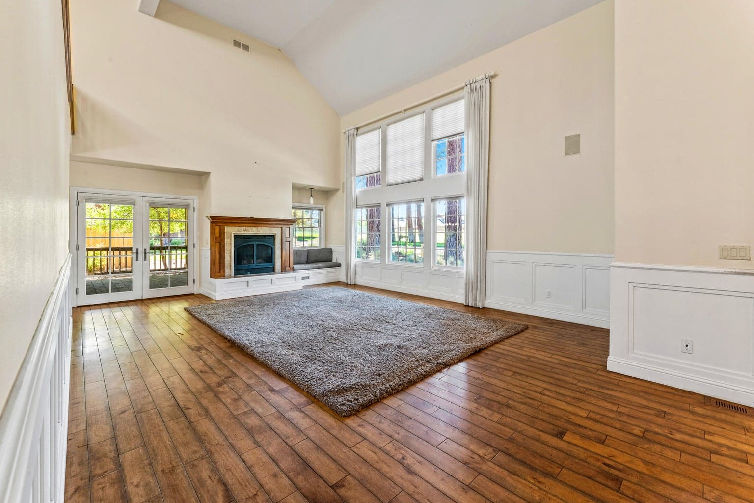 Photo of 540 S Pine Street 8 of 38